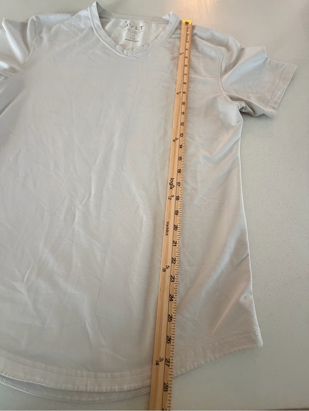 BYLT drop cut Lux V-Neck Tee in off-white - Picture 3 of 4